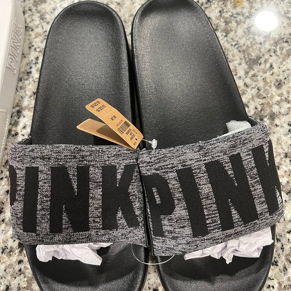 Pink sandals - Picture 5 of 6